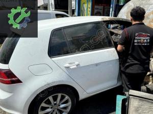 VOLKSWAGEN GOLF 7 SAG ARKA ÇIKMA ORJİNAL KAPI HATASIZ BEYAZ