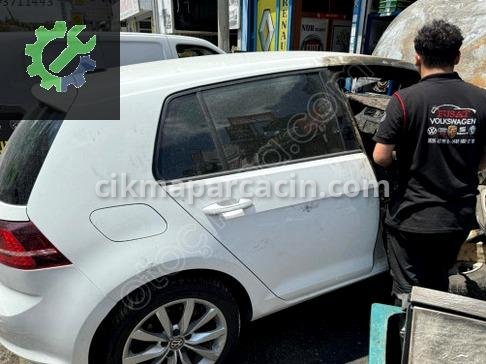 Volkswagen Golf Sağ Arka Kapı çıkma parça