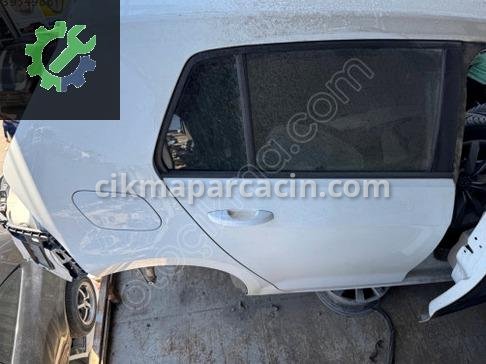 Volkswagen Golf Arka Panel çıkma parça