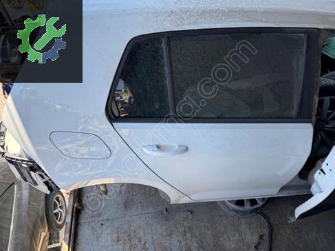 VOLKSWAGEN GOLF 7 SAG ARKA KAPI SAG ARKA ÇAMURLUK
