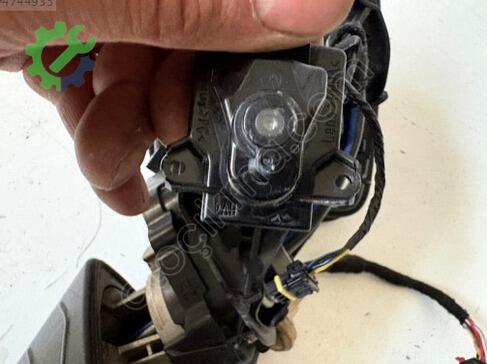 Volkswagen Golf Sağ Dış Ayna çıkma parça