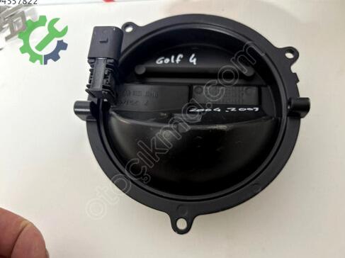 Volkswagen Golf Açma Kolu 1K0827469E çıkma parça