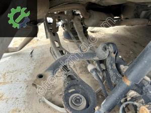VOLKSWAGEN JETTA ÇIKMA ARKA TRAVERS SALINCAK 2012-2015 (2. Adet)