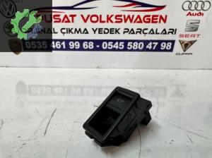 VOLKSWAGEN JETTA ÇIKMA ORJİNAL BAGAJ AÇMA BUTONU 5C6 959 551 A