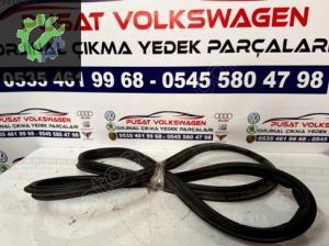 VOLKSWAGEN JETTA ÇIKMA ORJİNAL BAGAJ FİTİLİ