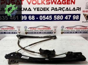 VOLKSWAGEN JETTA ÇIKMA SAG ÖN KAPI CAM KRİKOSU 5C6 837 462 H