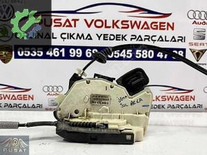 VOLKSWAGEN JETTA ÇIKMA SOL ARKA KAPI KİLİDİ 5K4 839 015 Q