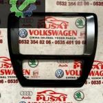 VOLKSWAGEN JETTA ÇIKMA TEYP ÇERÇEVESİ 2012-2017