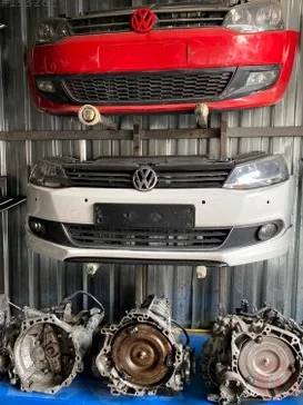 Volkswagen Jetta Ön Tampon çıkma parça