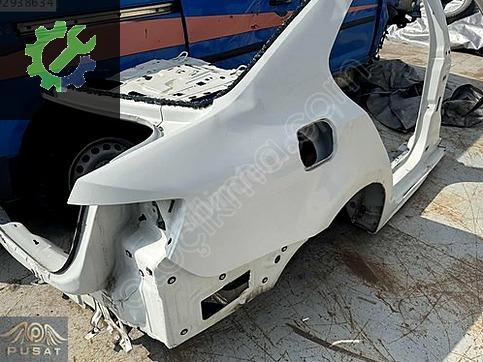 VOLKSWAGEN JETTA KESME SAĞ ARKA ÇAMURLUK BEYAZ 2012-2016