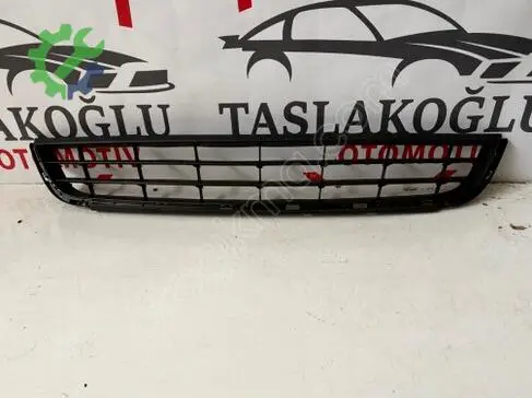 Volkswagen Jetta Tampon Izgarası çıkma parça