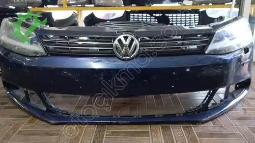 Volkswagen Jetta Ön Tampon çıkma parça