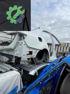 VOLKSWAGEN JETTA SAG ARKA ÇAMURLUK KESME
