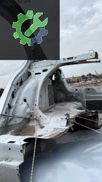 VOLKSWAGEN JETTA SAG ARKA ÇAMURLUK KESME