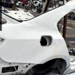 VOLKSWAGEN JETTA SAG ARKA ÇAMURLUK KESME