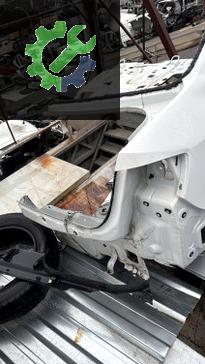 VOLKSWAGEN JETTA SAG ARKA ÇAMURLUK KESME