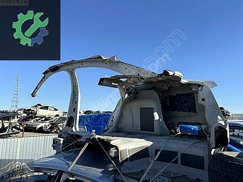 VOLKSWAGEN JETTA SAĞ ARKA ÇAMURLUK KESME BEYAZ