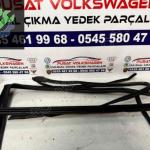 VOLKSWAGEN JETTA SAG ARKA KAPI CAM FİTİLLERİ ÇIKMA