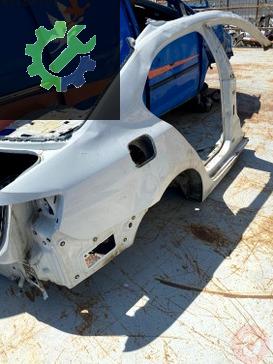 volkswagen jetta sag arka kesme çamurluk adetli mevcuttur