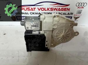 VOLKSWAGEN JETTA SAG ÖN ÇIKMA CAM MOTORU 3C0 959 792 B