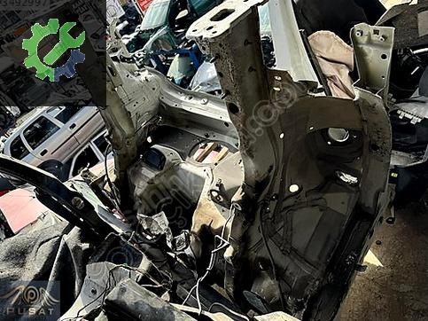 Volkswagen Jetta Sağ Ön Kapı çıkma parça
