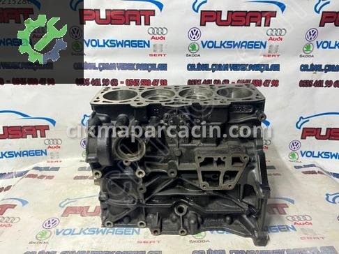 Volkswagen Passat Yarım Motor çıkma parça