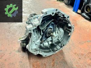 VOLKSWAGEN PASSAT 1.9 TDİ ÇİFT KIRMIZI 130 LUK ŞANZIMAN KOMPLE