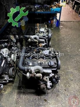 Volkswagen Passat Sandık Motor çıkma parça