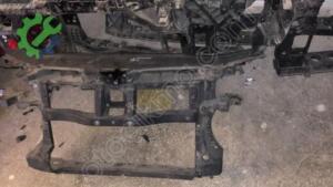 Volkswagen Passat 2007 Çıkma Ön Panel 20062011