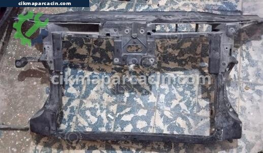 Volkswagen Passat Ön Panel çıkma parça