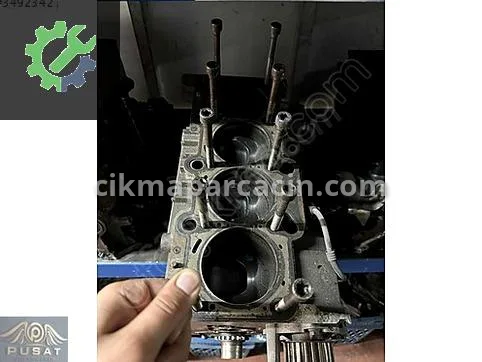 Volkswagen Passat Yarım Motor çıkma parça