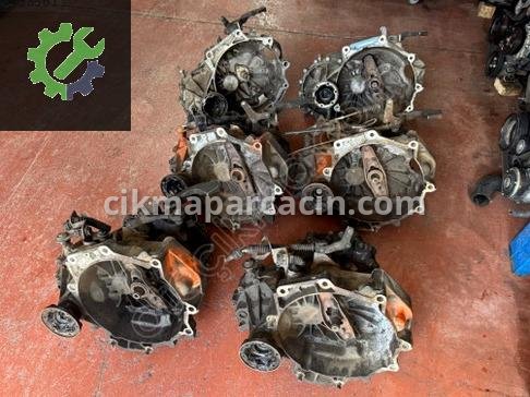 Volkswagen Passat Manuel Şanzıman çıkma parça