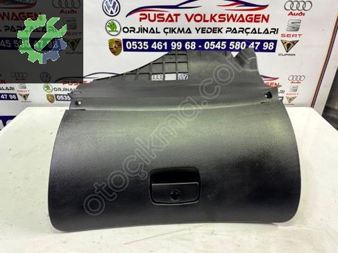 Volkswagen Passat Torpido Kapağı çıkma parça