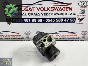 VOLKSWAGEN PASSAT B5 ÇIKMA ORJİNAL ABS BEYNİ 8E0 614 111