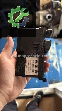 Volkswagen Passat Cam Düğmesi 3B5 959 793 çıkma parça