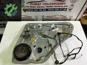 VOLKSWAGEN PASSAT B5 ÇIKMA ORJİNAL SAG ARKA KAPI KRİKOSU