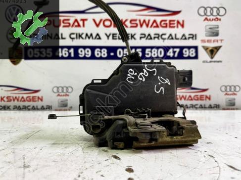 Volkswagen Passat Sağ Ön Kapı çıkma parça