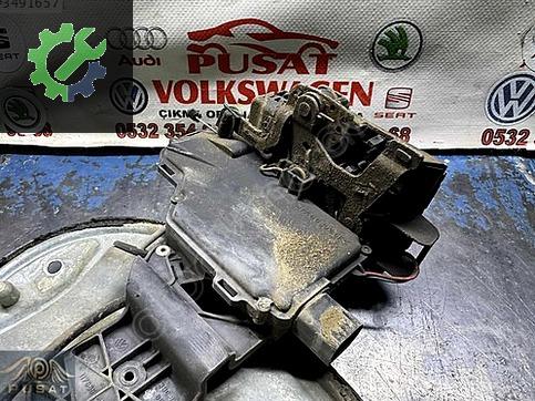 Volkswagen Passat Kapı Kilidi çıkma parça