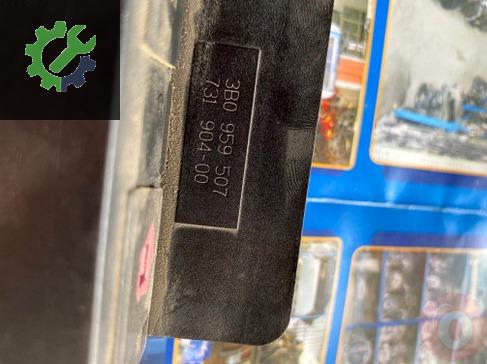 Volkswagen Passat Akım Sınırlayıcı Beyin 1C0 959 799 B çıkma parça