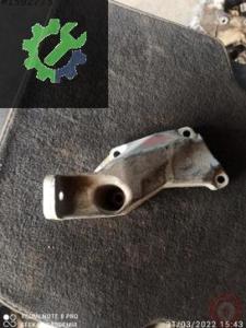 Volkswagen Passat B5 Motor Bağlantı Ayağı Çıkma Orjinal