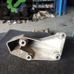 Volkswagen Passat B5 Motor Bağlantı Ayağı Çıkma Orjinal