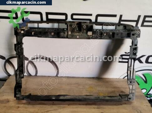 Volkswagen Passat Ön Panel çıkma parça