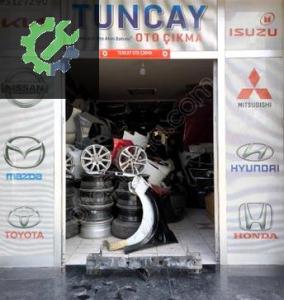 VOLKSWAGEN PASSAT B8 ÖN TAMPON DEMİRİ ÇIKMA PARÇA ORJİNAL