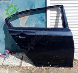 Volkswagen Passat 2015 Çıkma Sağ Arka Kapı No 4180807