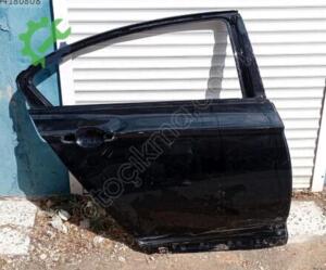 Volkswagen Passat 2015 Çıkma Sağ Arka Kapı No 4180808