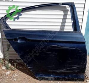 Volkswagen Passat 2015 Çıkma Sağ Arka Kapı No 4180809