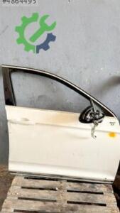 Volkswagen Passat 2015 Çıkma Sağ Ön Kapı