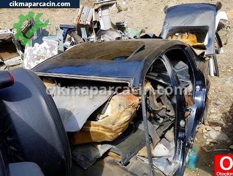 Volkswagen Passat Tavan çıkma parça