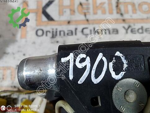 Volkswagen Passat 3C1857705P çıkma parça