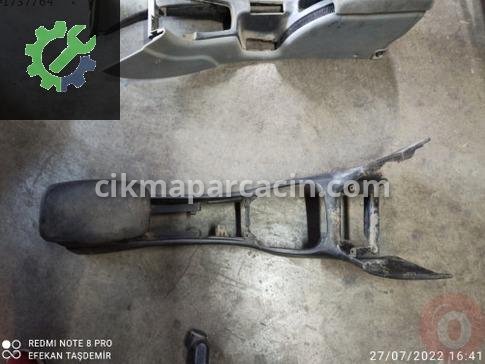 Volkswagen Passat Vites Körüğü çıkma parça